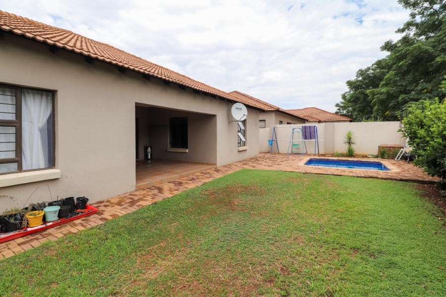 3 Bedroom Property for Sale in Wilkoppies North West